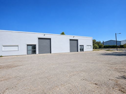 Local commercial 254 m² · à Saint-André-de-Sangonis · 254 m² · 212 000 €