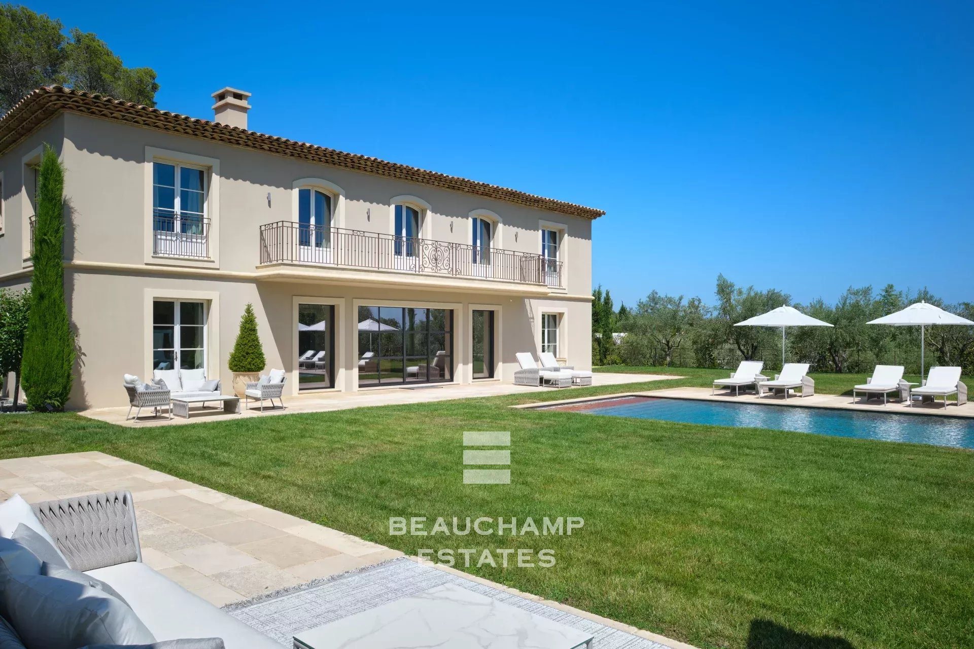 Maison à vendre, 480m², Mougins