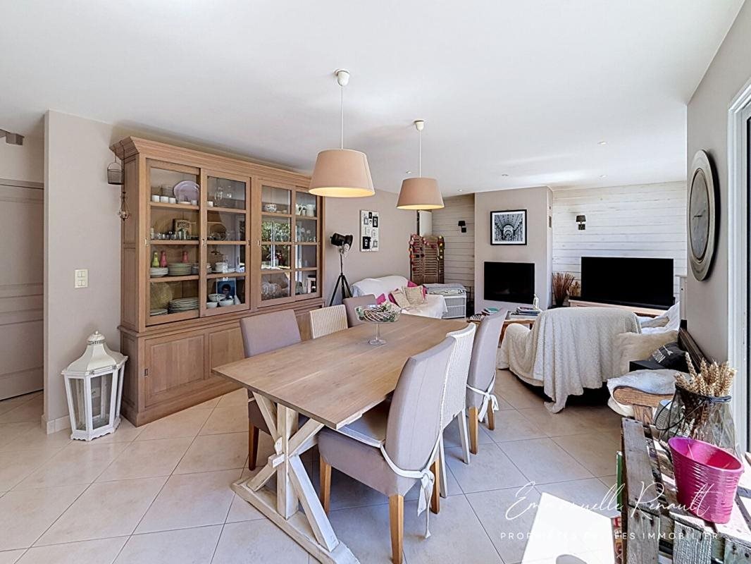 Maison à vendre, 134m², Plescop