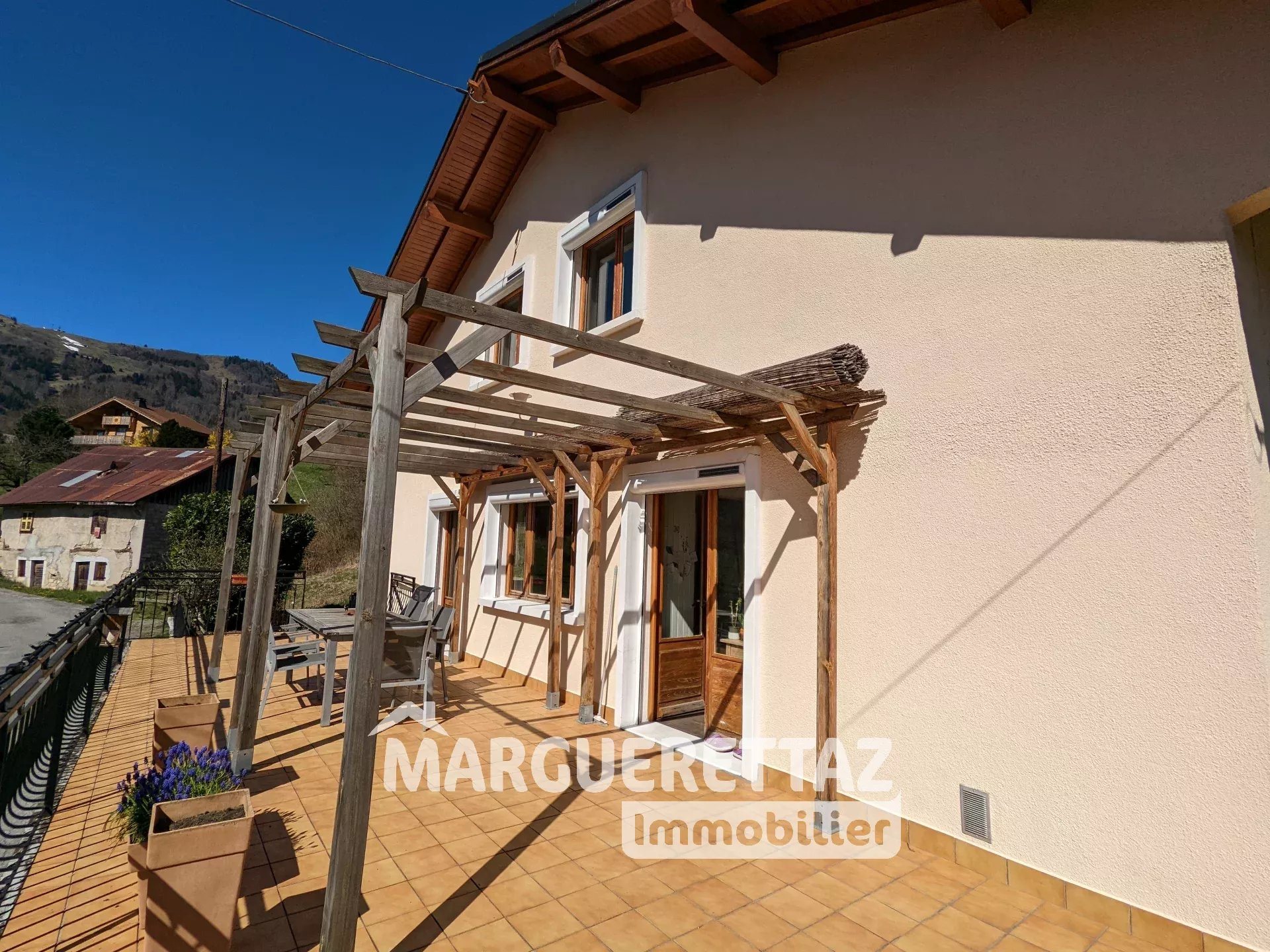 Maison à vendre, 140m², Onnion