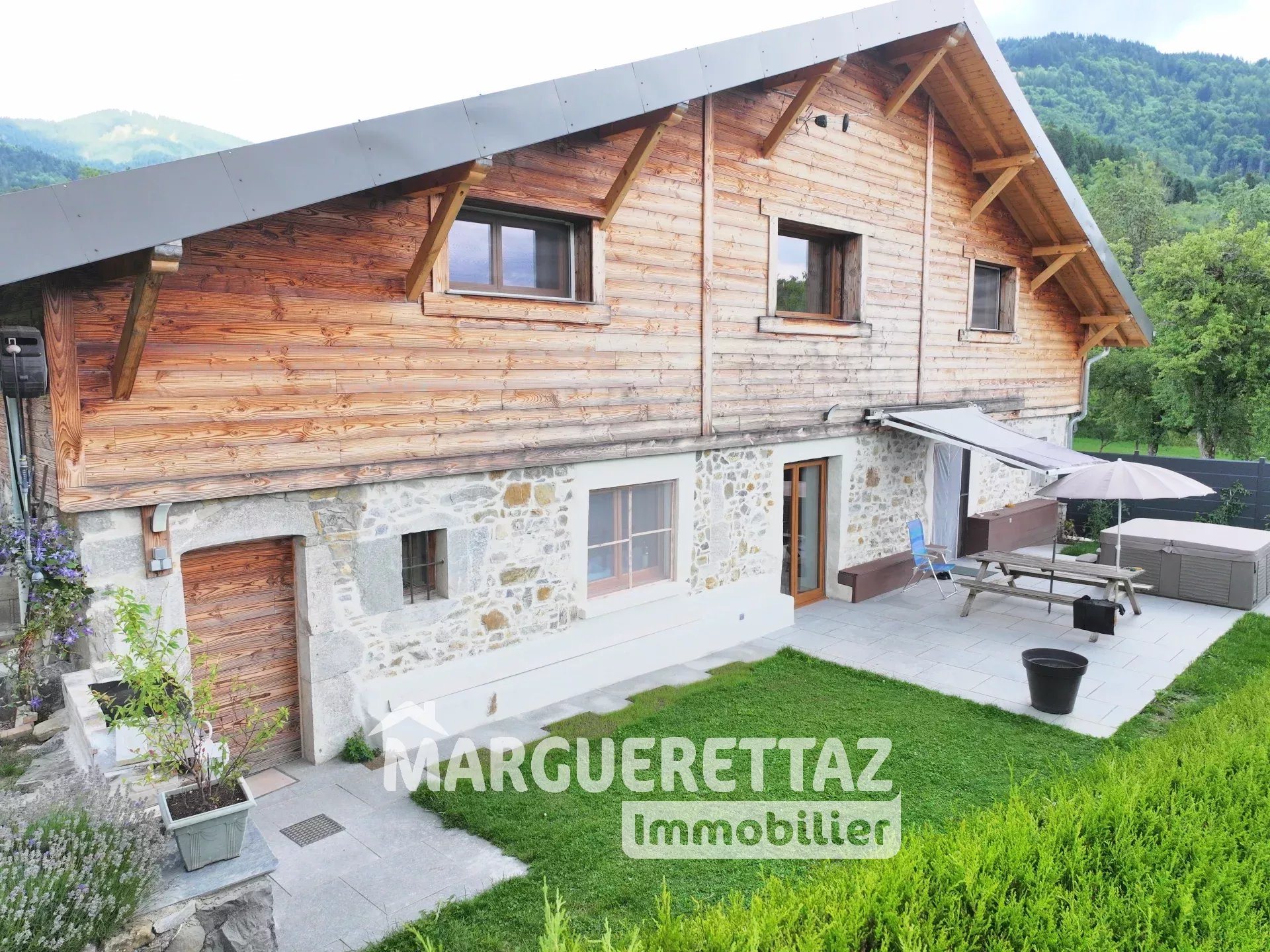 Maison à vendre, 188m², Onnion