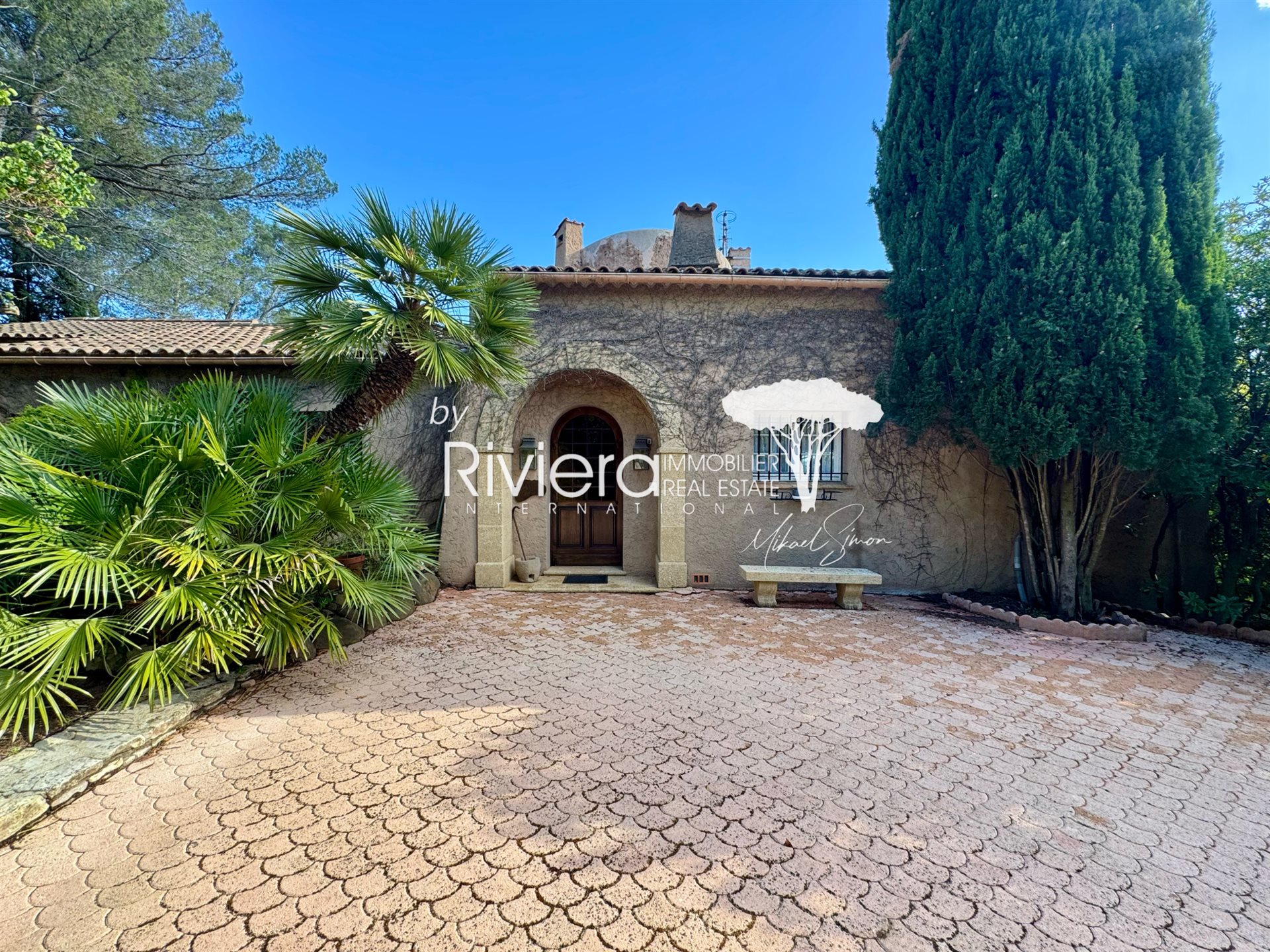 Maison à vendre, 222m², La Croix-Valmer