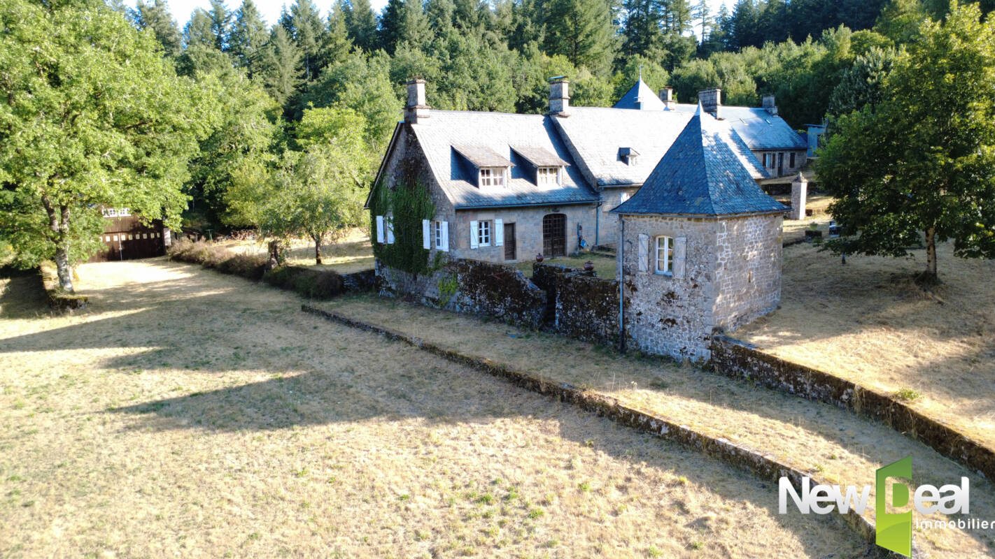 Maison à vendre, 600m², Marcillac-la-Croisille
