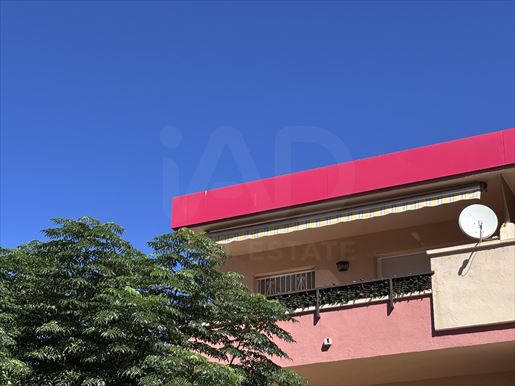 Advert pic 0