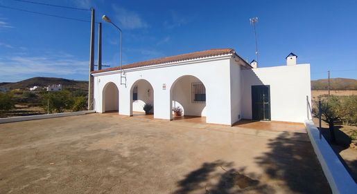 Casa de câmp 4 dormitoare - 132 m2