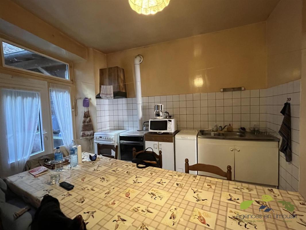 Maison à vendre, 175m², Saint-Léonard-de-Noblat