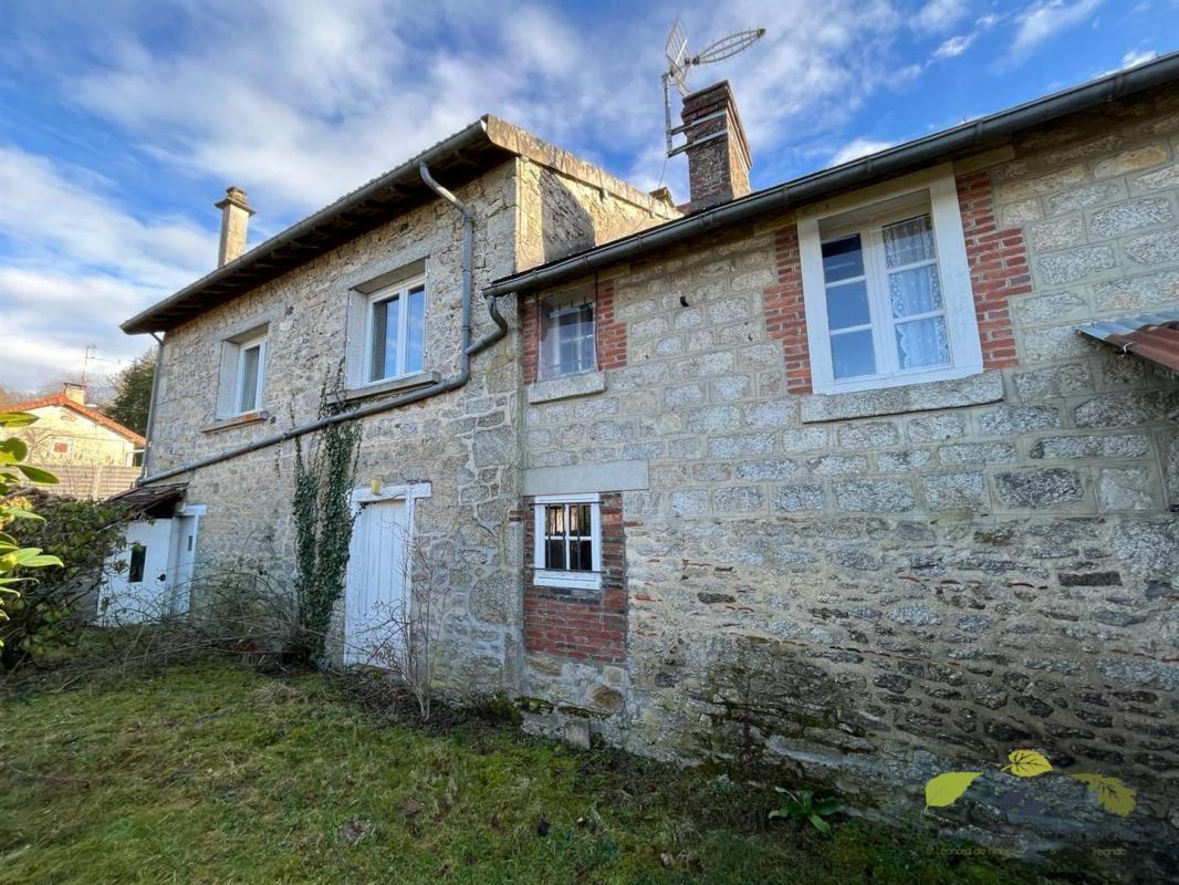 Maison à vendre, 120m², Saint-Amand-Jartoudeix
