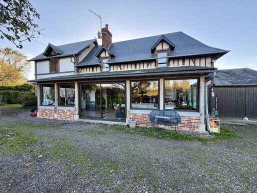 Maison 5 pièces 150 m² · à Pont-Audemer · 150 m² · 243 800 €