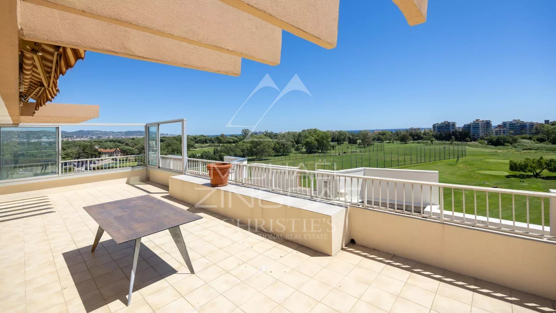 Appartement à vendre, 98m², Mandelieu-la-Napoule