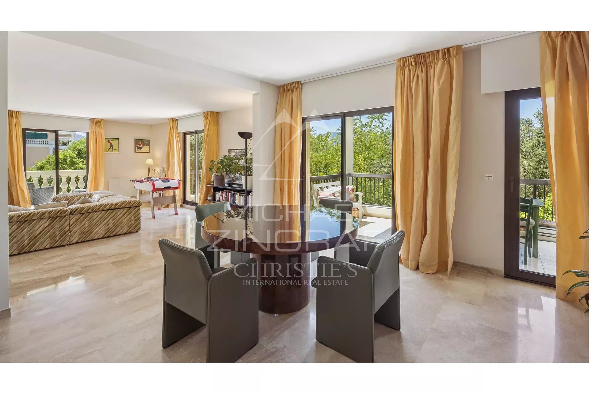 Appartement à vendre, 150m², Mandelieu-la-Napoule