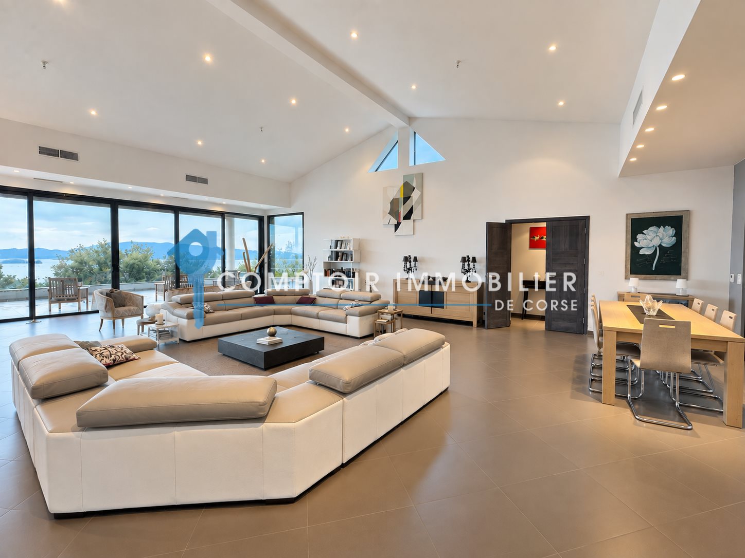 Maison à vendre, 595m², Sainte-Lucie de Porto-Vecchio