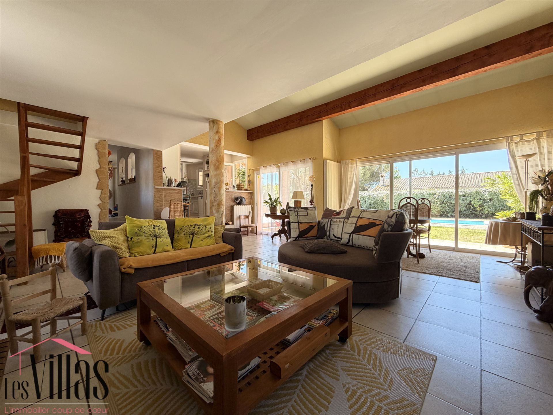 Near Narbonne, house with garden, large garage and outbuildings - Vue 6