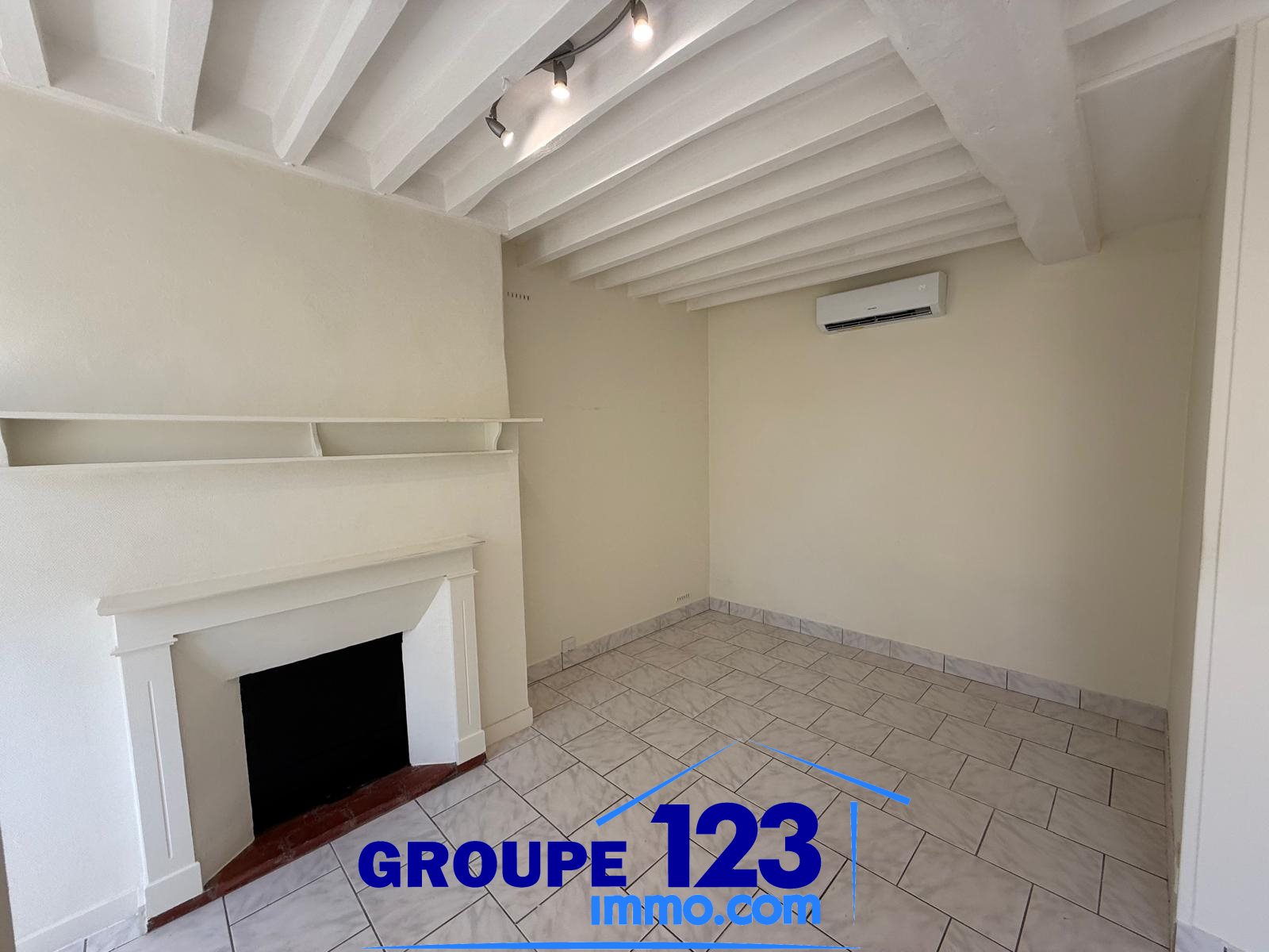 Maison à louer, 23m², Chemilly-sur-Yonne