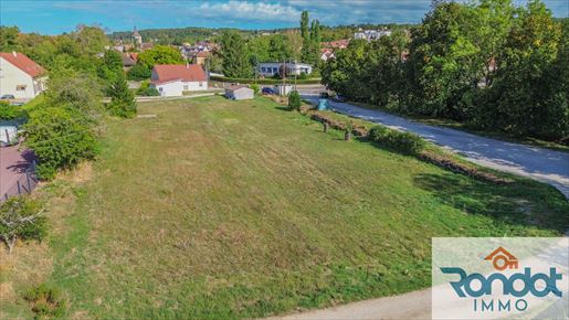 Terrain 1379 m² · à Selongey · 1 379 m² · 45 000 €