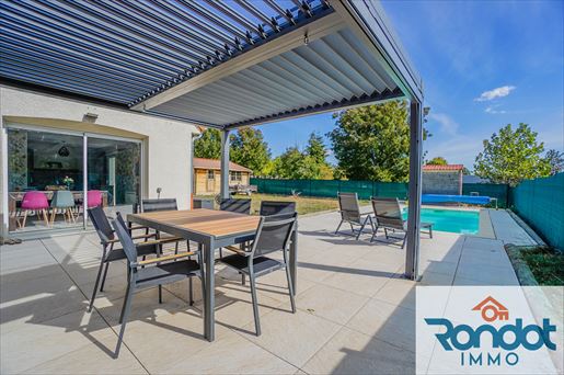 Maison 10 pièces 145 m² · à Selongey · 145 m² · 249 000 €
