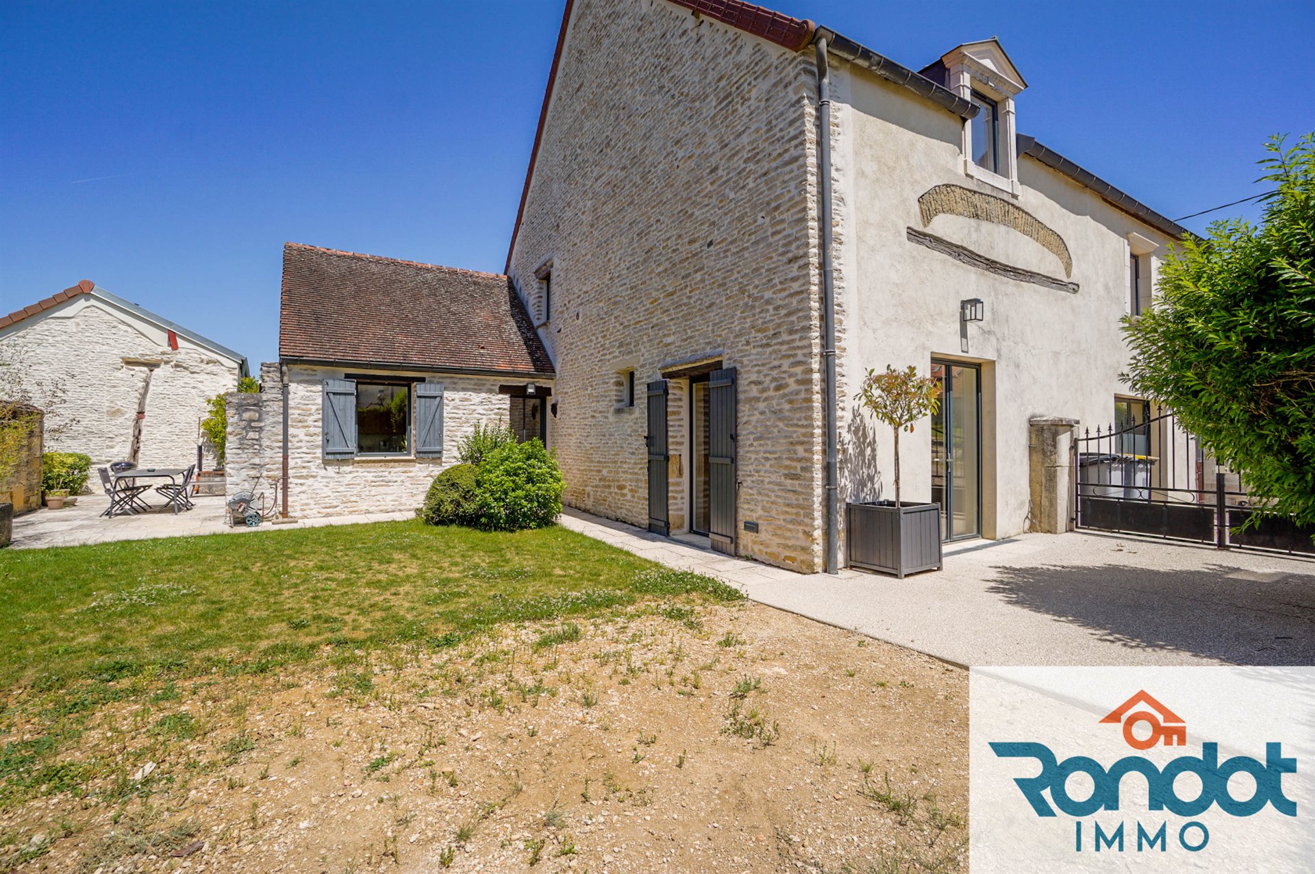 Maison à vendre, 190m², Pichanges