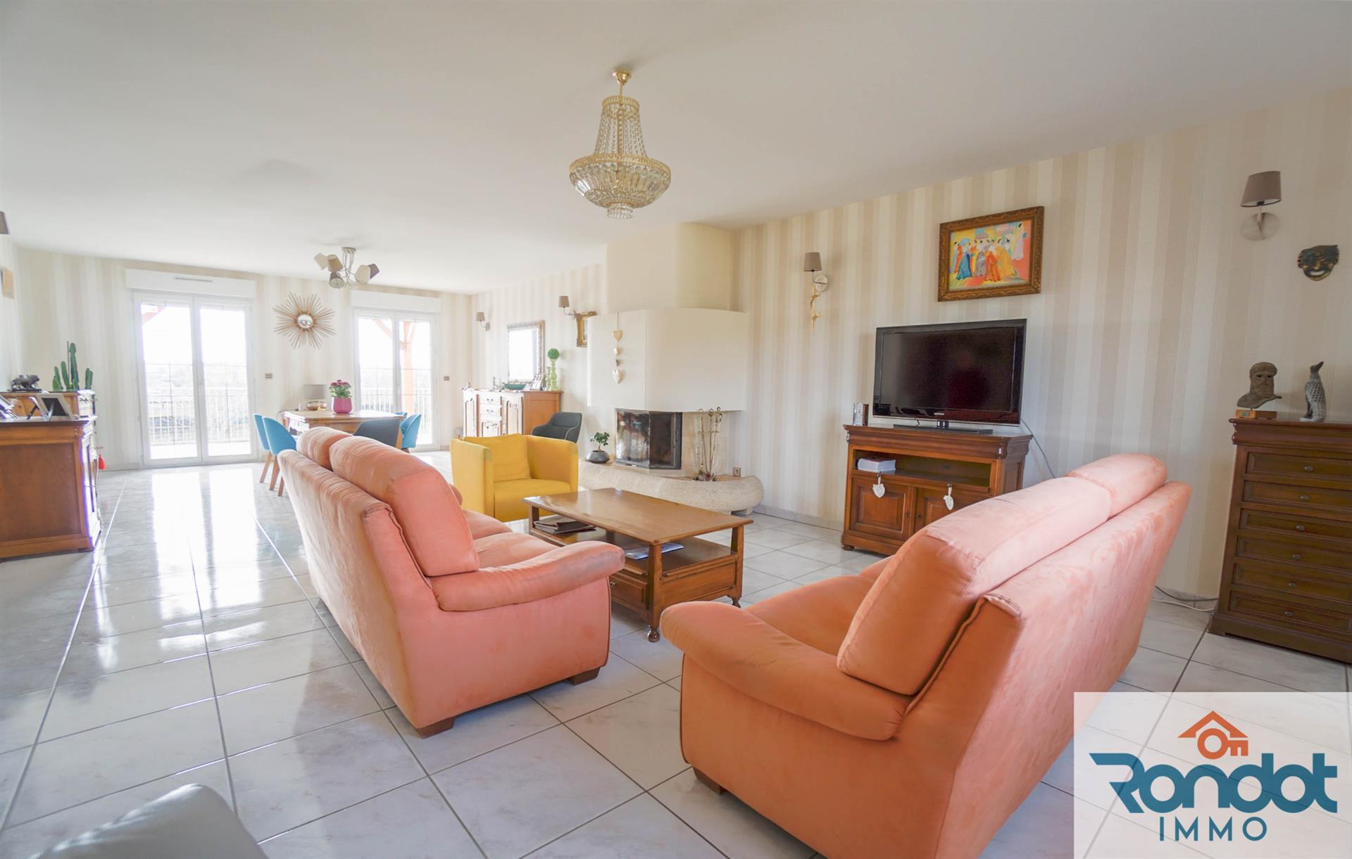 Maison à vendre, 189m², Is-sur-Tille