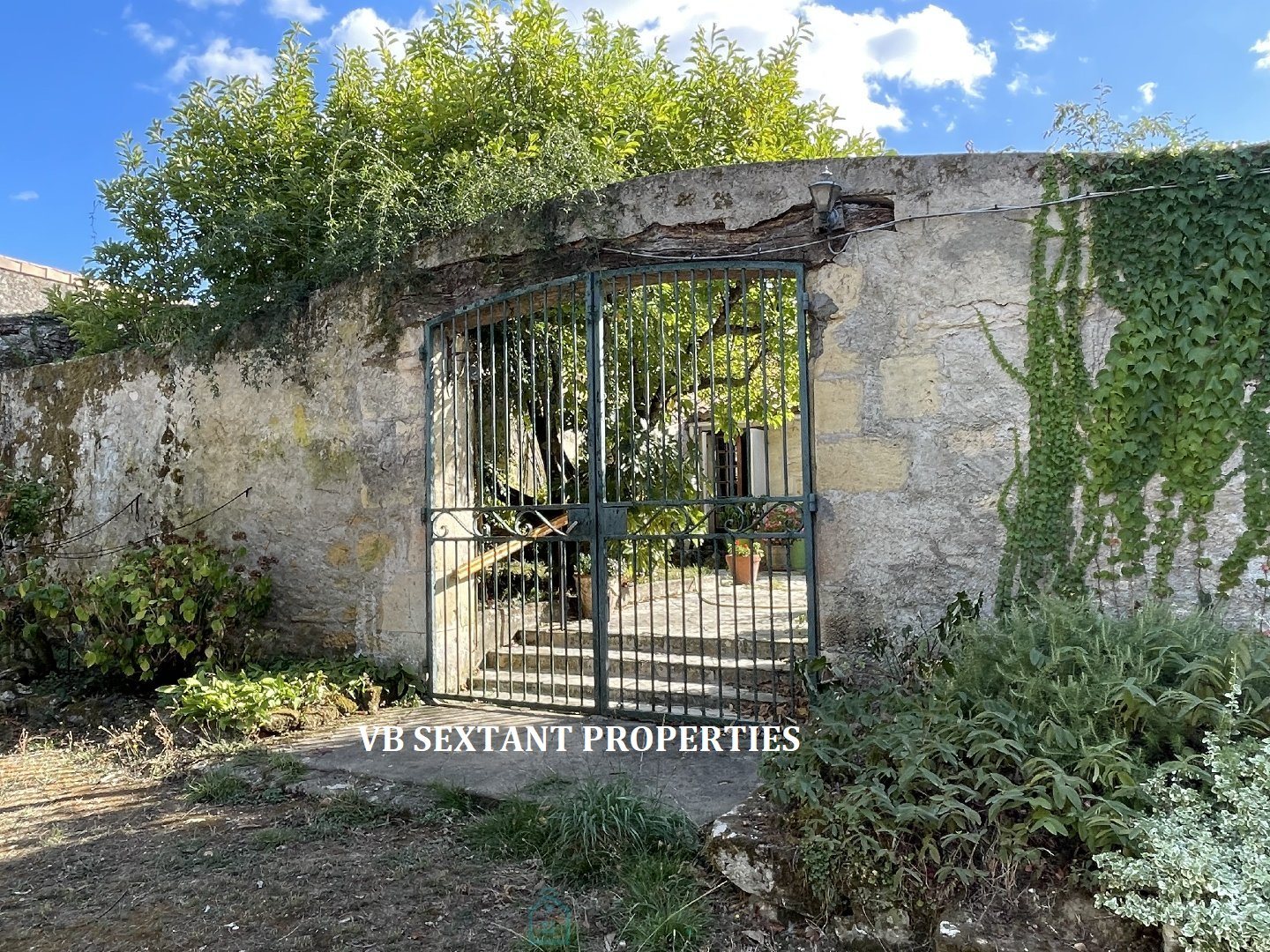 Maison à vendre, 230m², Sauveterre-de-Guyenne