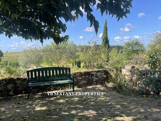 8 pièces 342 m² · à Sauveterre-de-Guyenne · 342 m² · 689 000 €