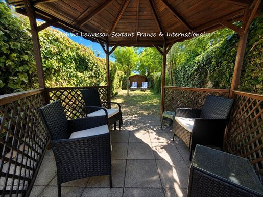 Maison 6 pièces 148 m² · à Sainte-Foy-la-Grande · 148 m² · 167 500 €