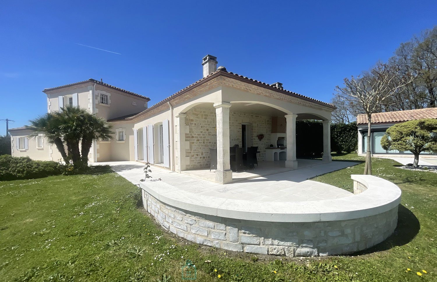 Maison à vendre, 290m², Barbezieux-Saint-Hilaire