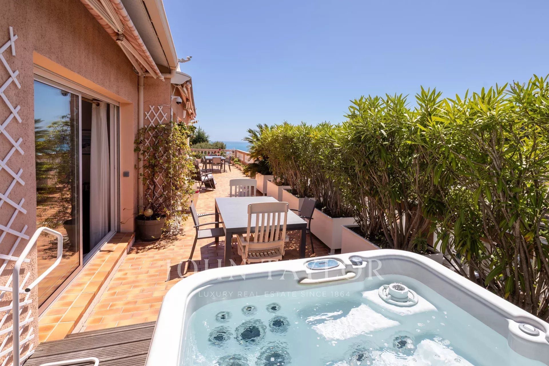 Appartement – Nice, Parc Impérial, Le Piol - Vue 2