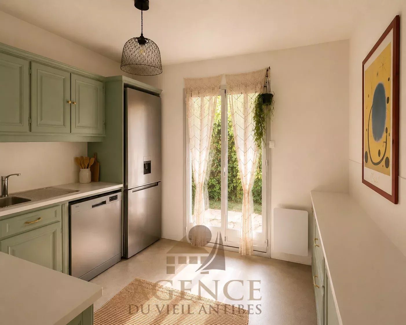 Appartement à louer, 66m², Antibes