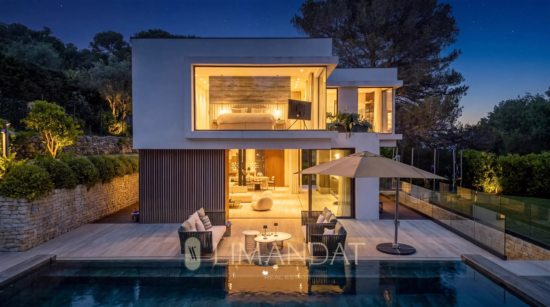 Maison à louer, 265m², Vallauris