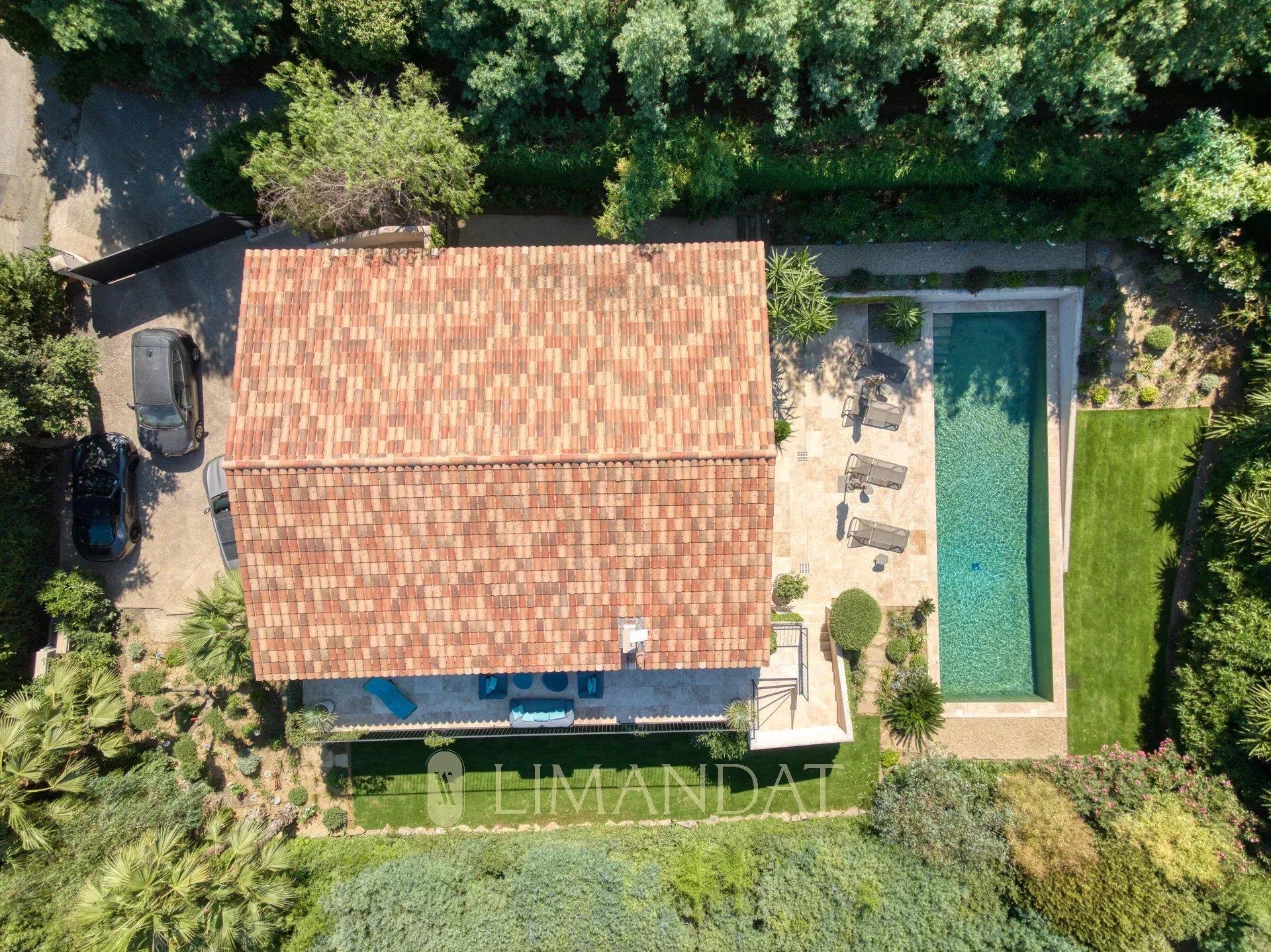 Maison à louer, 220m², Saint-Tropez