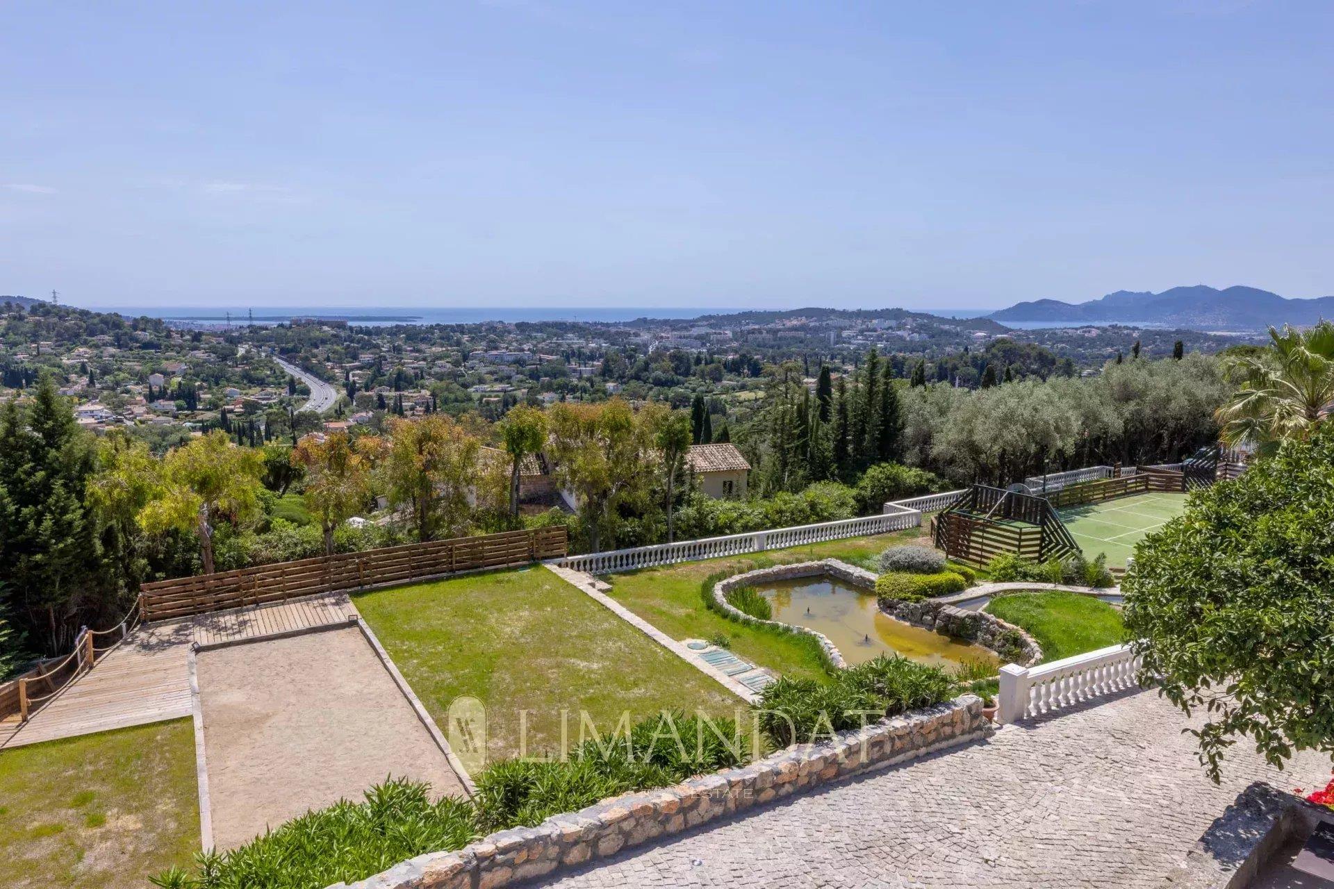 Maison à louer, 600m², Mougins