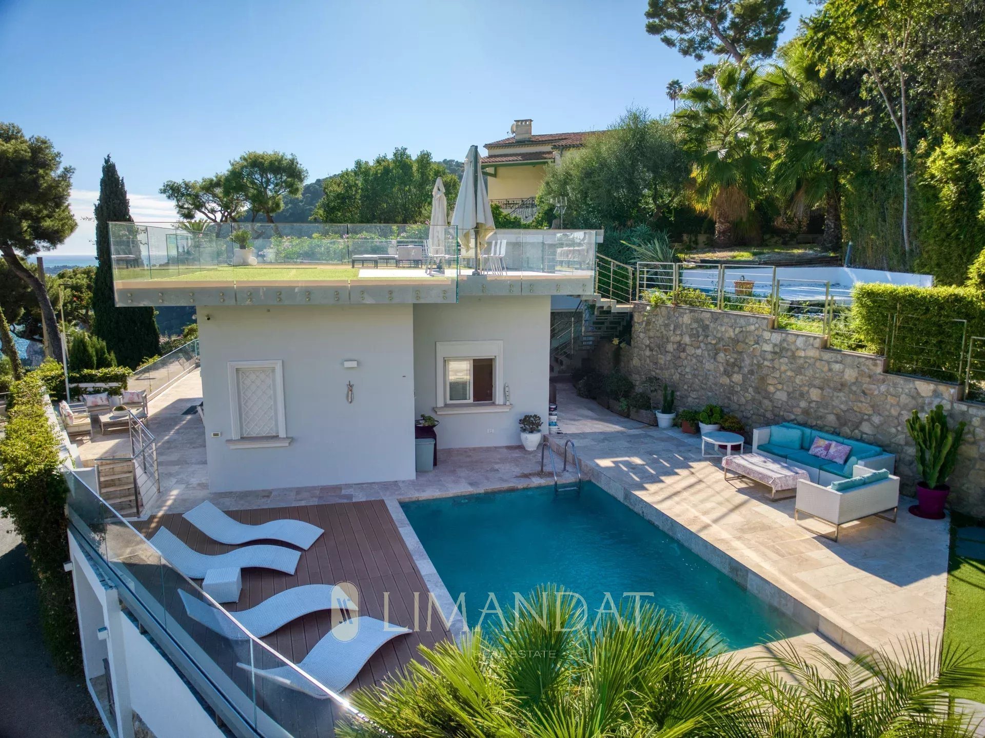 Maison à louer, 180m², Èze