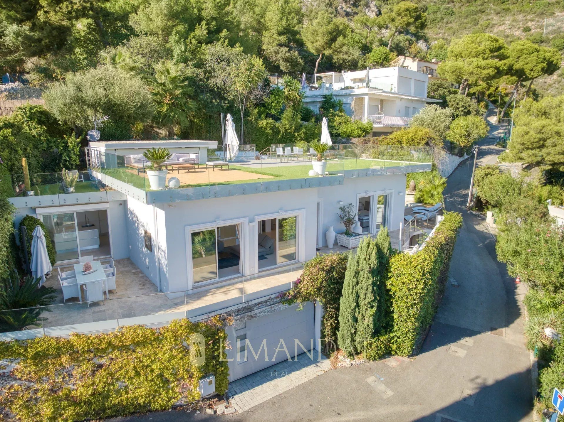 Maison à louer, 180m², Èze