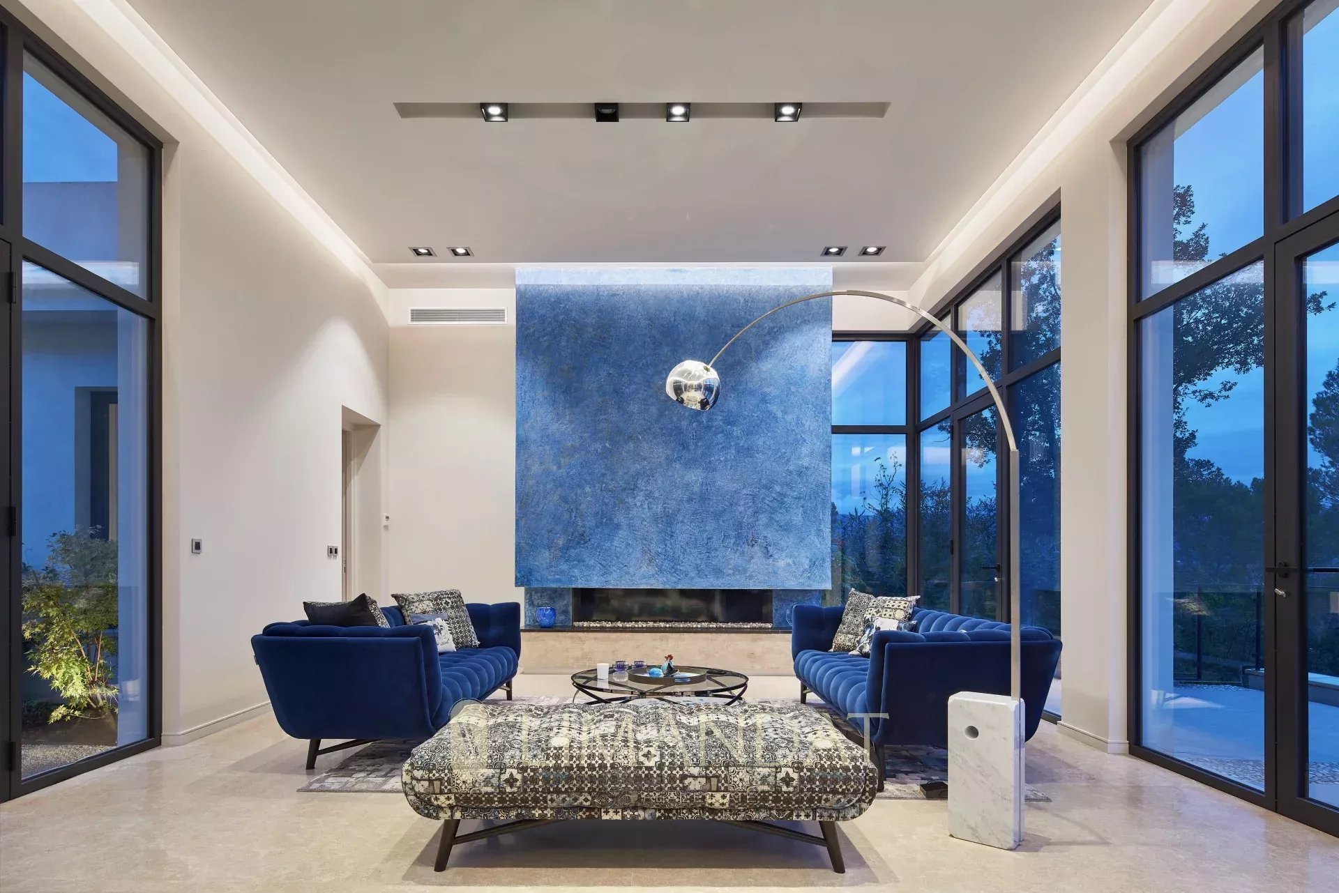 Maison à louer, 450m², Tourrettes