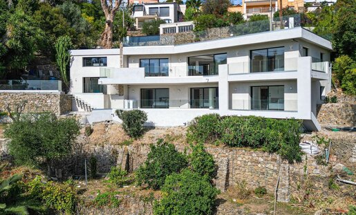 Maison 5 pièces 245 m² · à Vallauris · 245 m² · 3 800 000 €