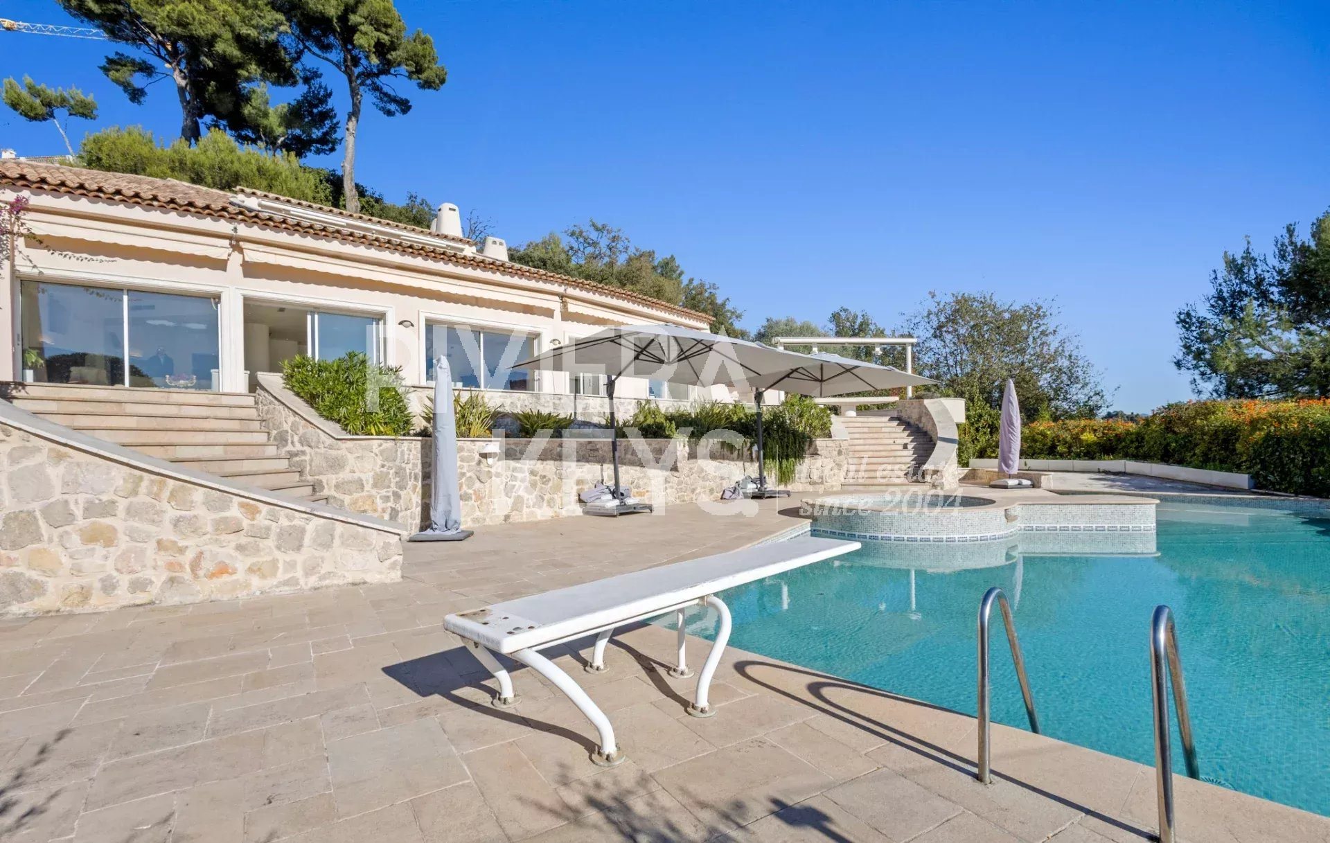 Maison à vendre, 435m², Cagnes-sur-Mer