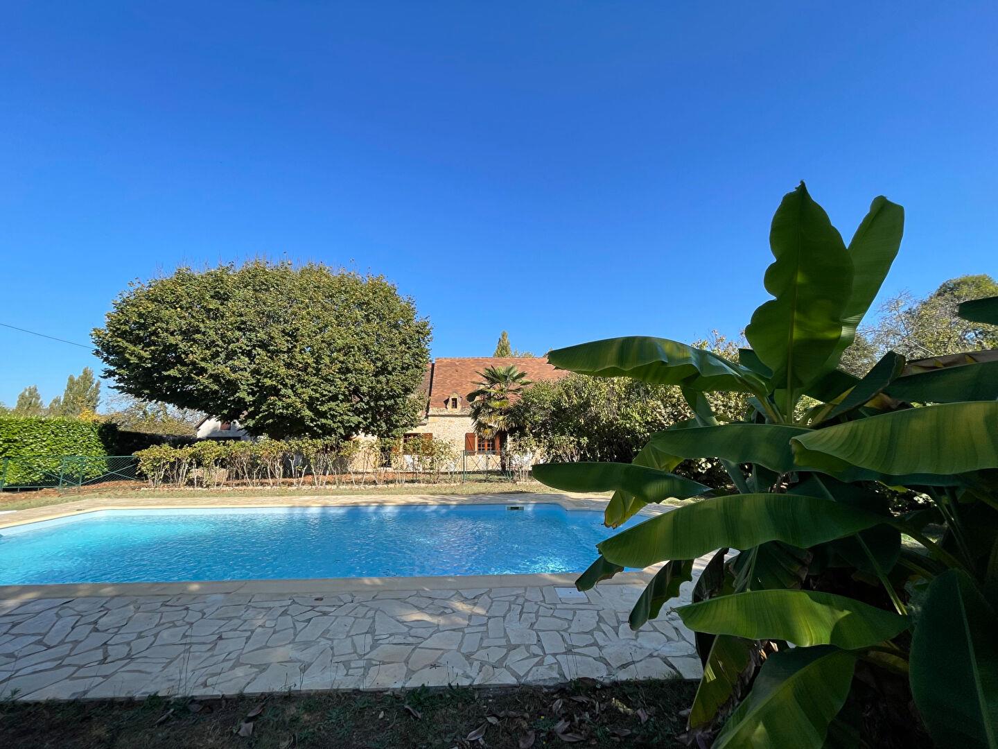 Maison à vendre, 130m², Sergeac
