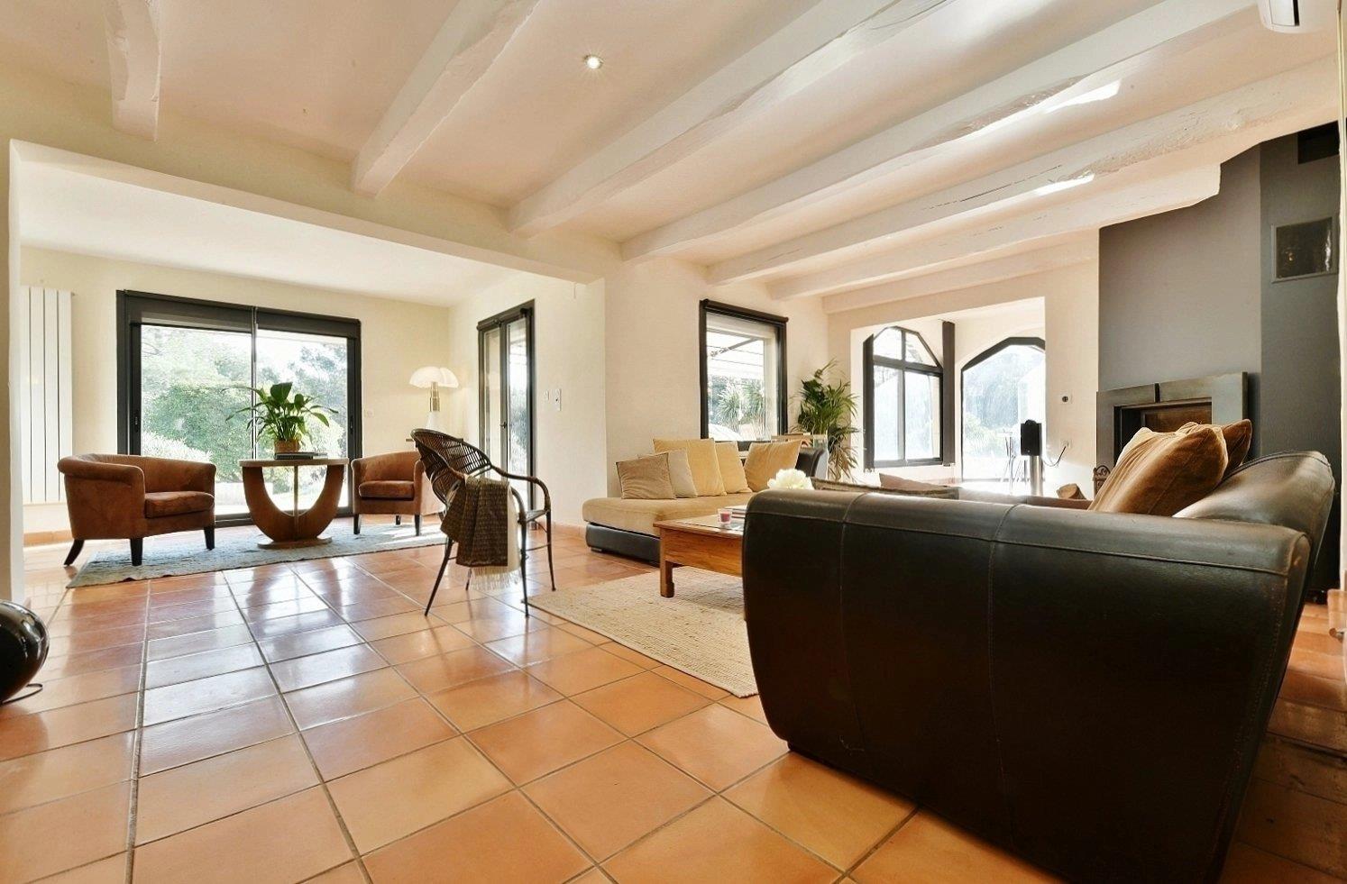 Maison à vendre, 240m², Nîmes