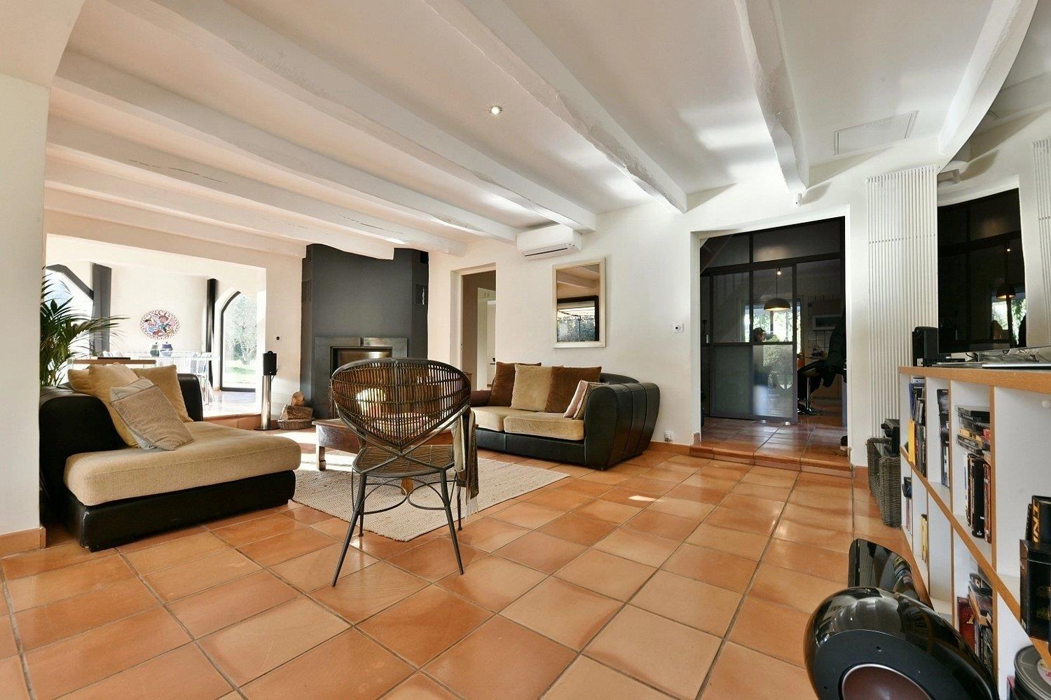 Maison à vendre, 240m², Nîmes