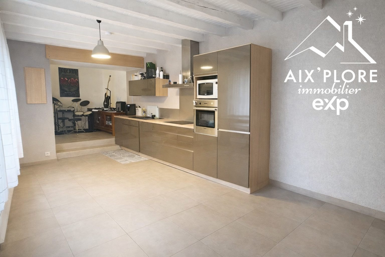 Maison à vendre, 193m², Messery