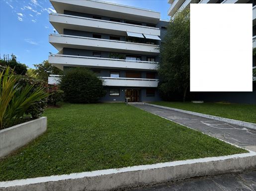 Appartement 2 pièces 48 m² · à Sèvres · 48 m² · 295 000 €