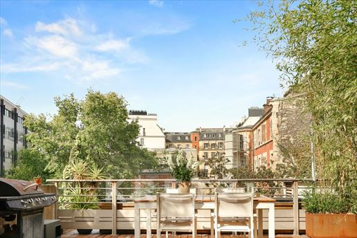 3 pièces 85 m² · à Paris 8ème · 85 m² · 1 399 000 €