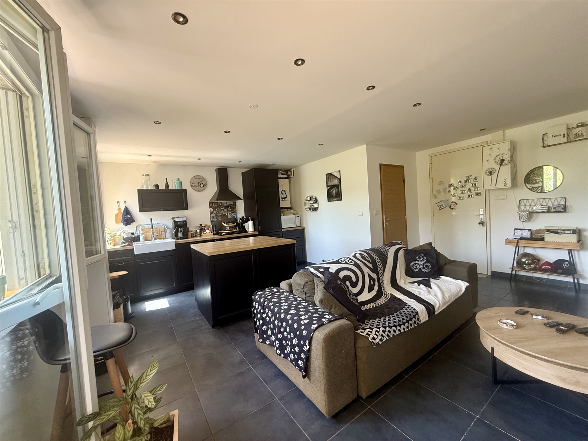 Appartement à vendre, 58m², Aubagne