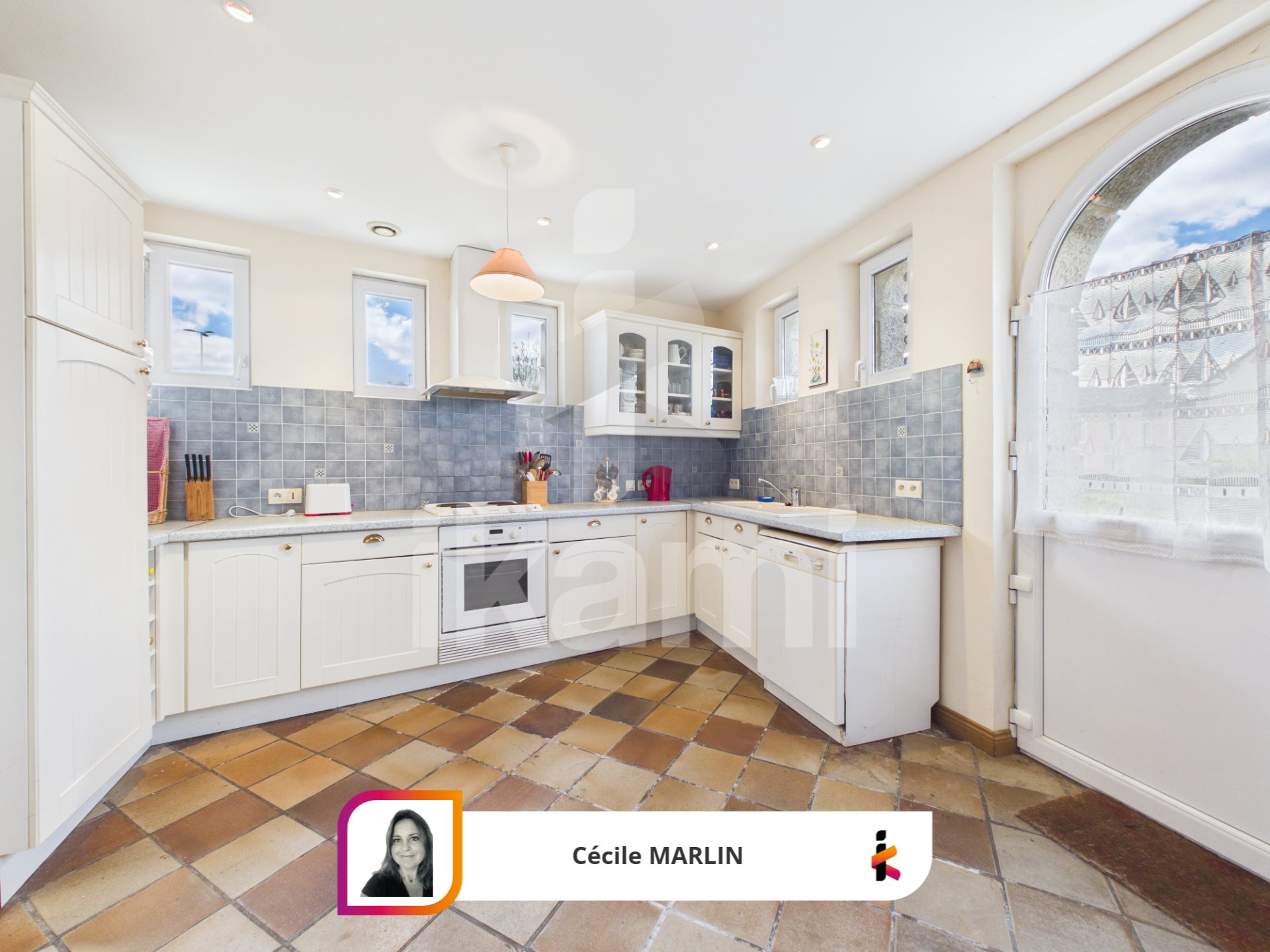 Maison à vendre, 266m², Laz