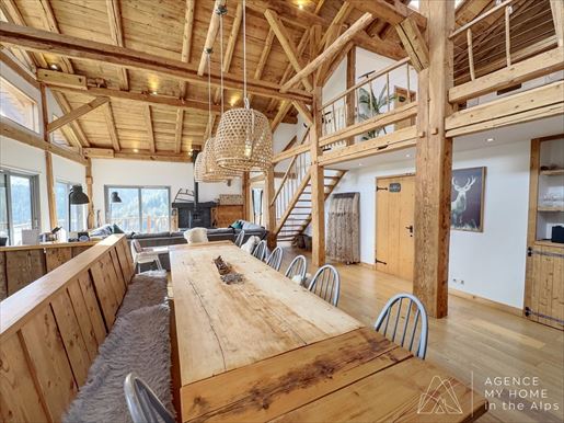 Maison 13 pièces 375 m² · à La Côte-d'Arbroz · 375 m² · 1 725 000 €