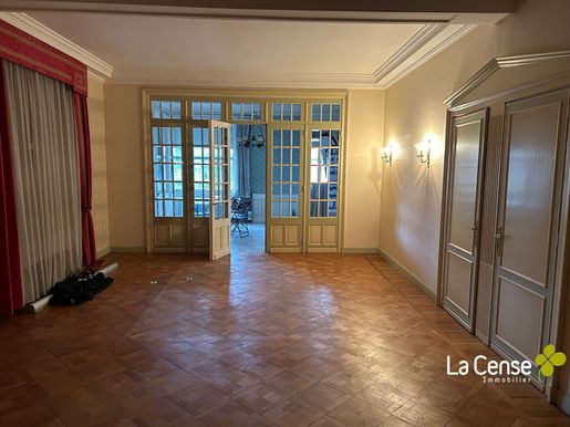 Maison 12 pièces 440 m² · à Orchies · 440 m² · 446 000 €