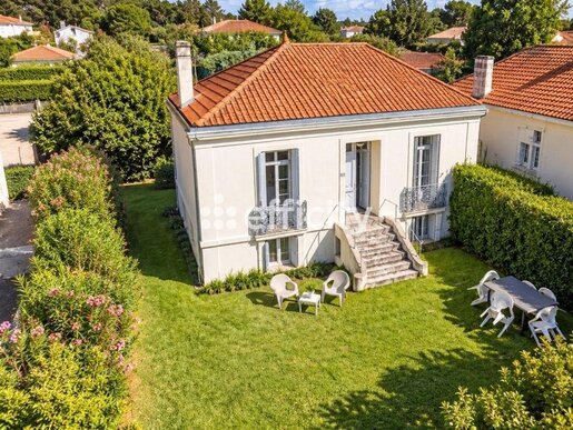Maison 8 pièces 149 m² · à Royan · 149 m² · 745 000 €