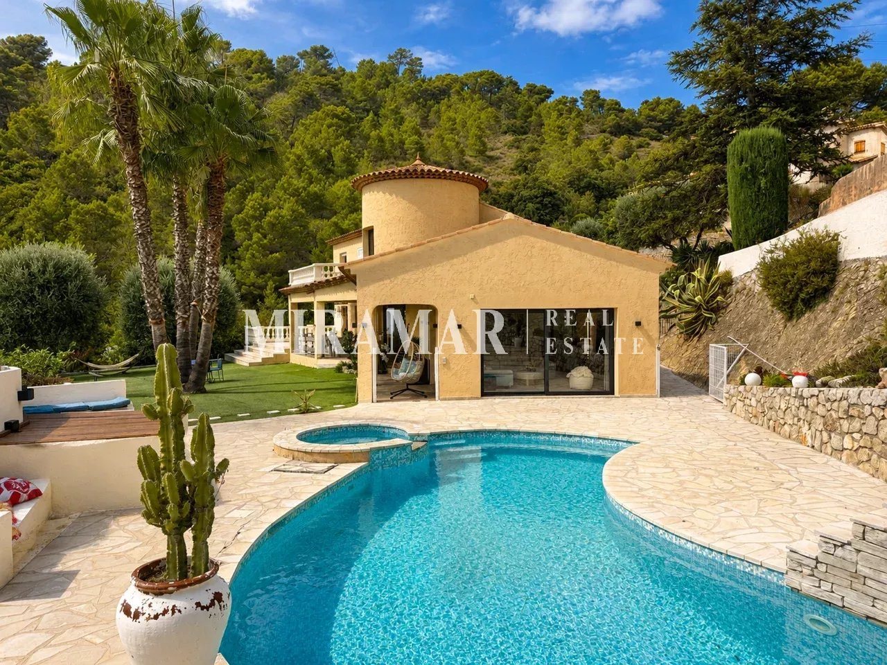 Maison à vendre, 295m², Tourrette-Levens