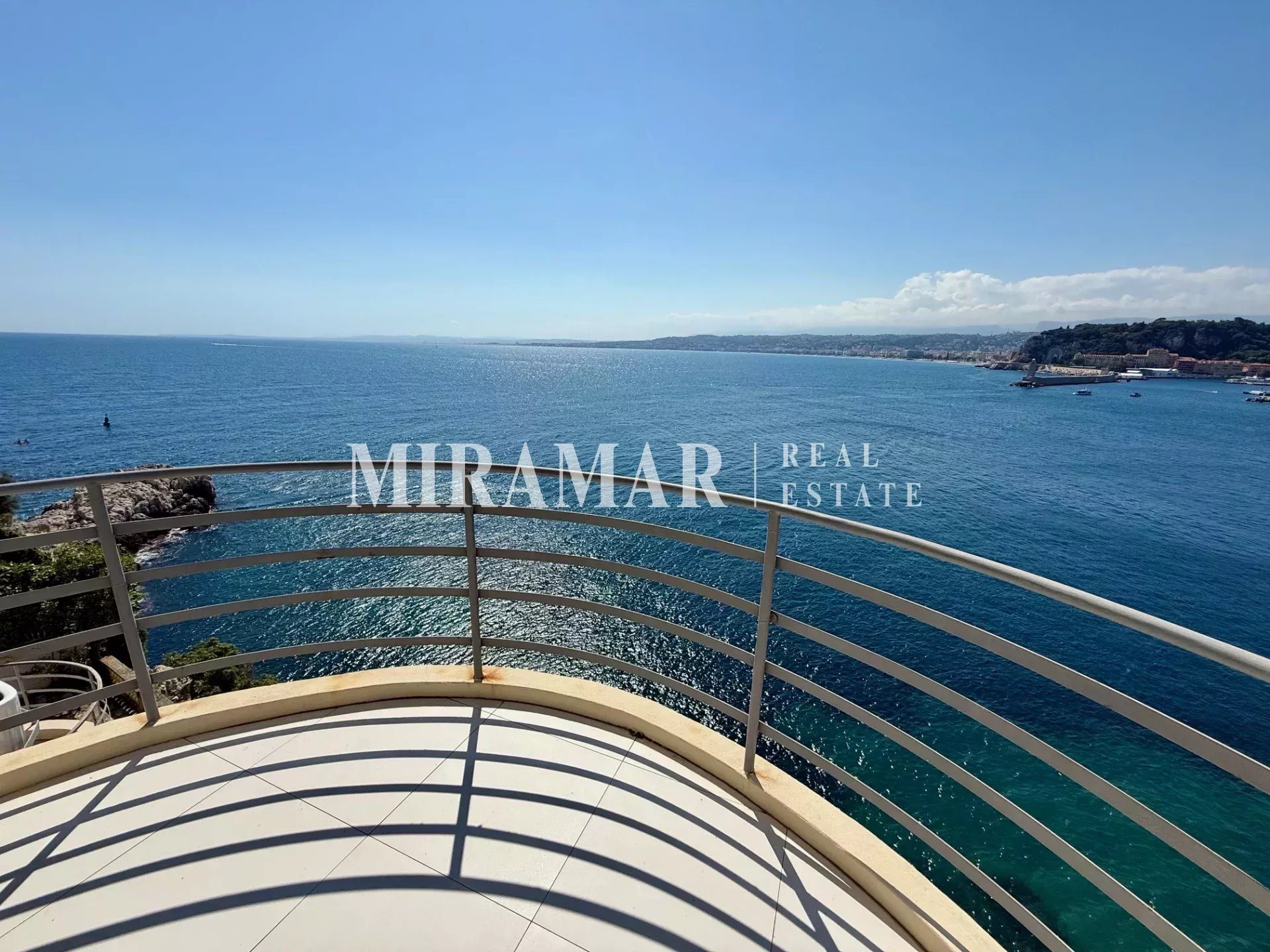 2 Bedrooms apartment Nice Jean Lorrain - Pieds dans l'Eau