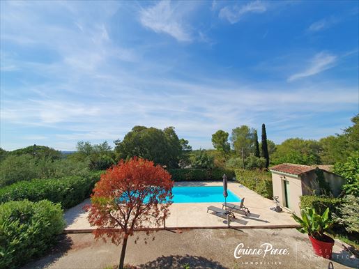 Maison 7 pièces 244 m² · à Nîmes · 244 m² · 790 000 €