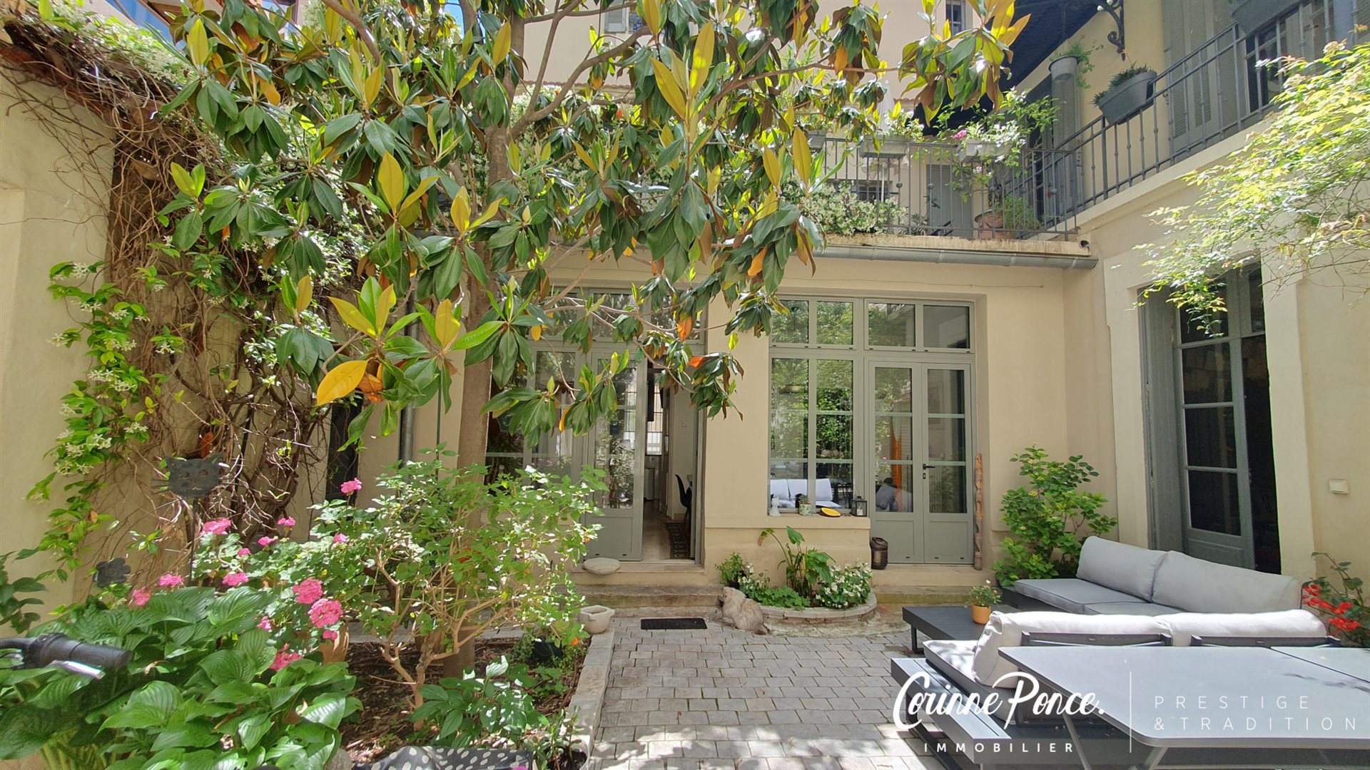 Maison à vendre, 300m², Nîmes